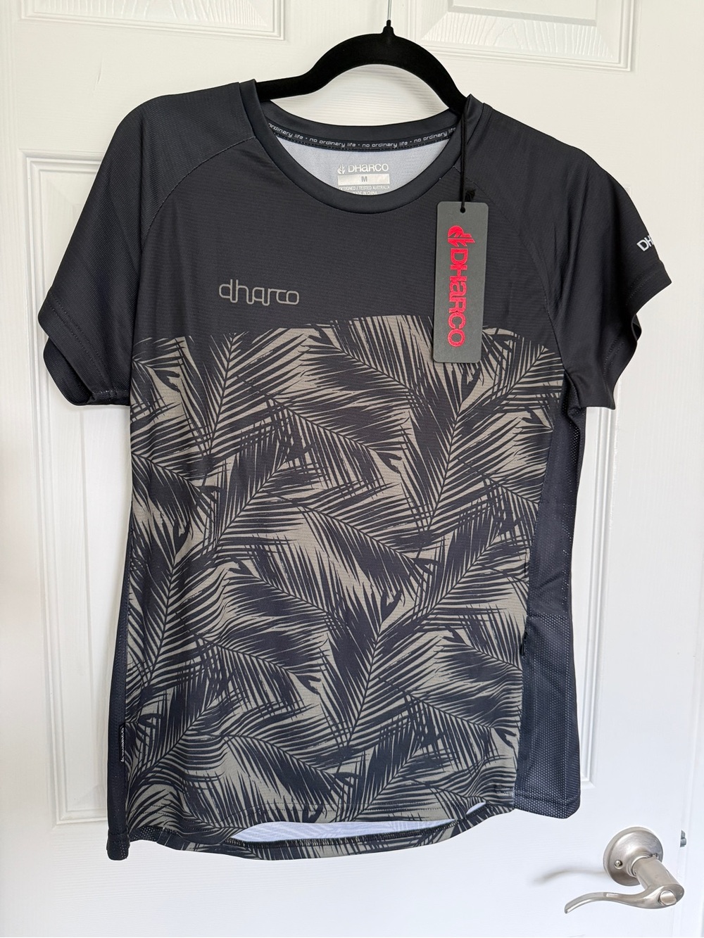 Dharco Women’s Short-Sleeve Black Palm-Print MTB jersey